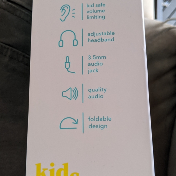 Kids head phones NIB - Picture 3 of 4